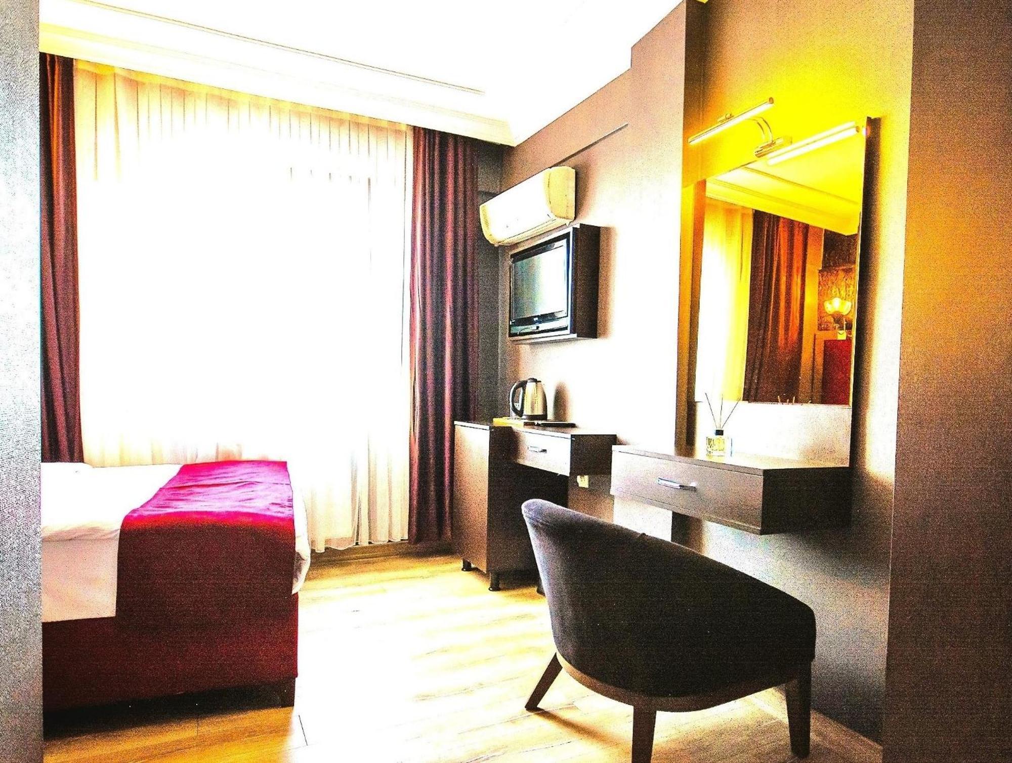 Hotel Atesde Dustu Salvara Istanbul Exterior foto